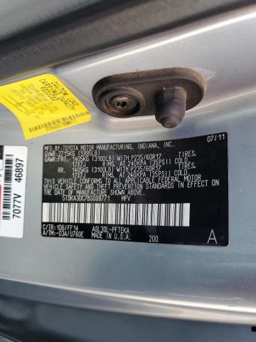 5TDKA3DC7BS008771 - 2011 TOYOTA SIENNA BASE SILVER photo 13