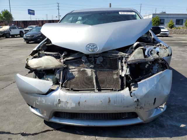 5TDKA3DC7BS008771 - 2011 TOYOTA SIENNA BASE SILVER photo 5