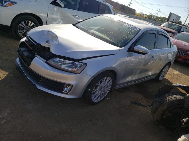 3VW5S7AJ2FM293483 - 2015 VOLKSWAGEN JETTA GLI SILVER photo 2