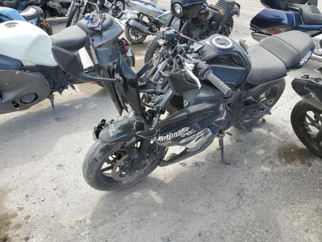 JKAEXEE12FDA17767 - 2015 KAWASAKI EX650 E BLACK photo 2