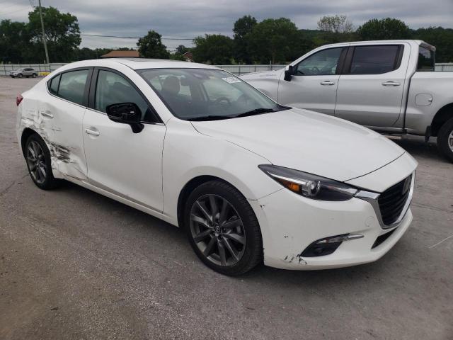 3MZBN1W39JM241665 - 2018 MAZDA 3 GRAND TOURING Beyaz fotoğraf 4