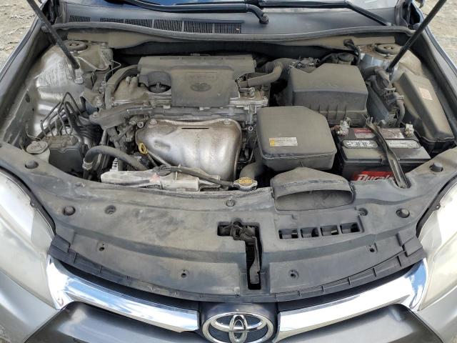 4T4BF1FKXFR506556 - 2015 TOYOTA CAMRY LE SILVER photo 11