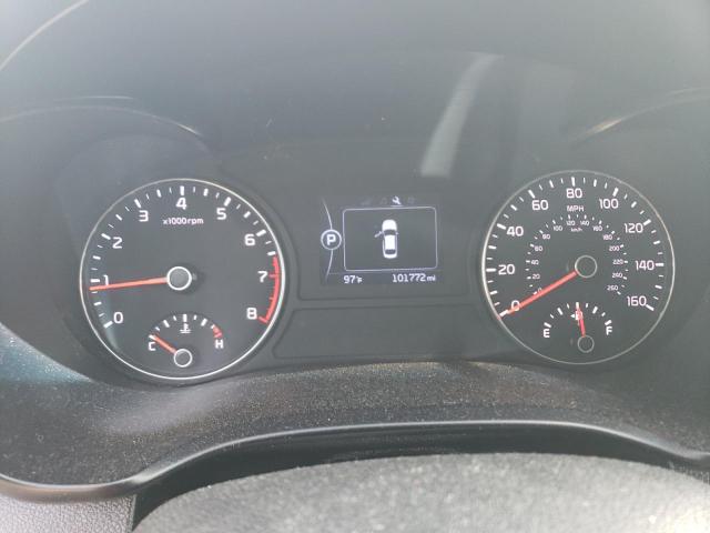 5XXGT4L35JG211228 - 2018 KIA OPTIMA LX WHITE photo 9