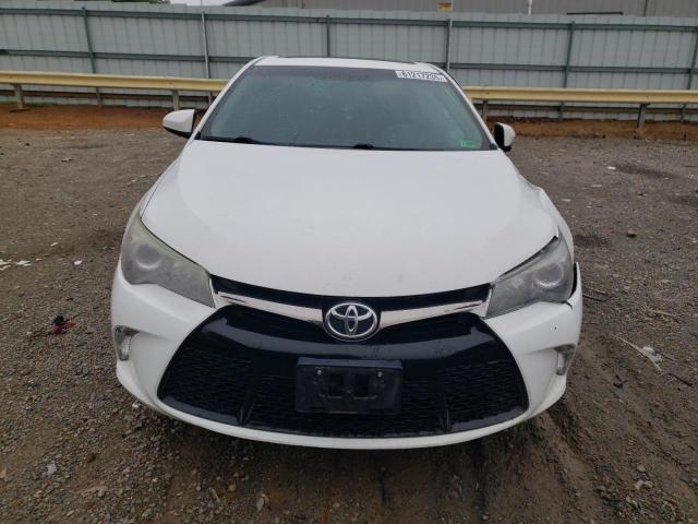 4T1BF1FK6HU372769 - 2017 TOYOTA CAMRY SE LE 白色 照片 5