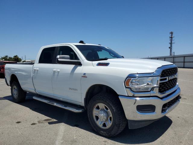 3C6UR5JL6NG296911 - 2022 RAM 2500 BIG HORN/LONE STAR WHITE photo 4