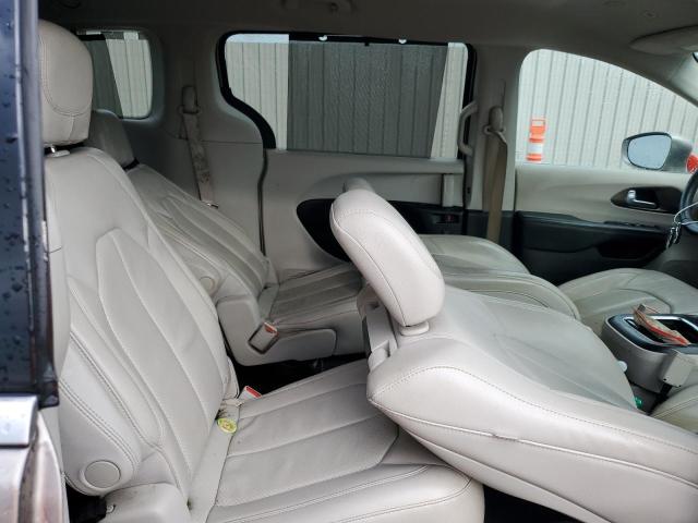 2C4RC1EG2JR132050 - 2018 CHRYSLER PACIFICA TOURING L PLUS SILVER photo 11