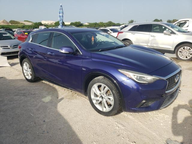 SJKCH5CP5HA038015 - 2017 INFINITI QX30 BASE BLUE photo 4