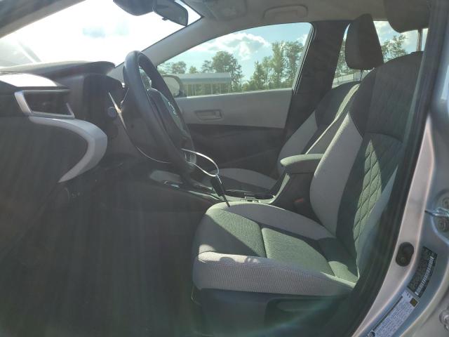 JTDBCMFE6R3045210 - 2024 TOYOTA COROLLA LE SILVER photo 7