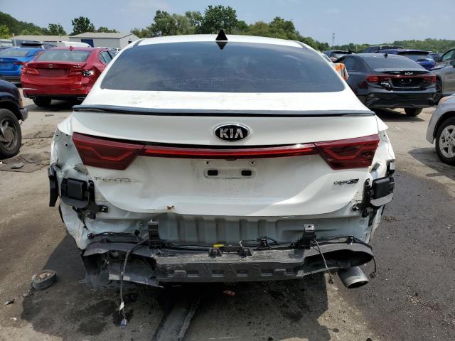 3KPF34AD2ME309671 - 2021 KIA FORTE GT LINE WHITE photo 6