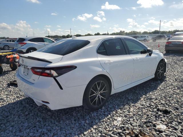 4T1G11AK9PU739495 - 2023 TOYOTA CAMRY SE NIGHT SHADE WHITE photo 3