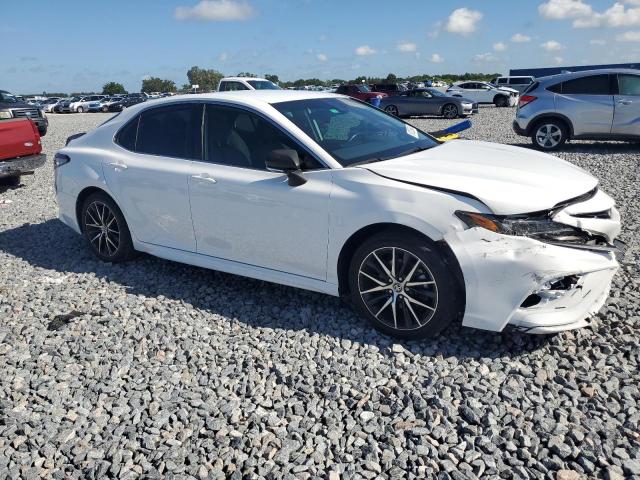 4T1G11AK9PU739495 - 2023 TOYOTA CAMRY SE NIGHT SHADE WHITE photo 4