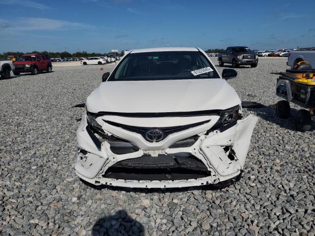 4T1G11AK9PU739495 - 2023 TOYOTA CAMRY SE NIGHT SHADE WHITE photo 5