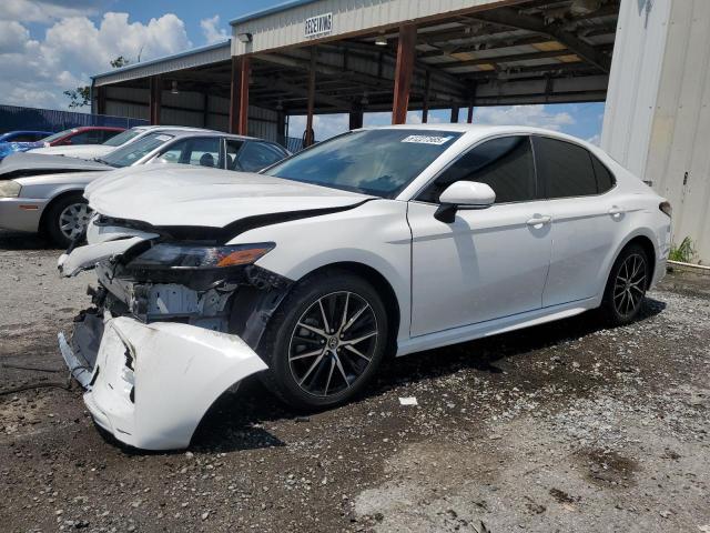 4T1G11AK8RU250279 - 2024 TOYOTA CAMRY SE NIGHT SHADE WHITE photo 1