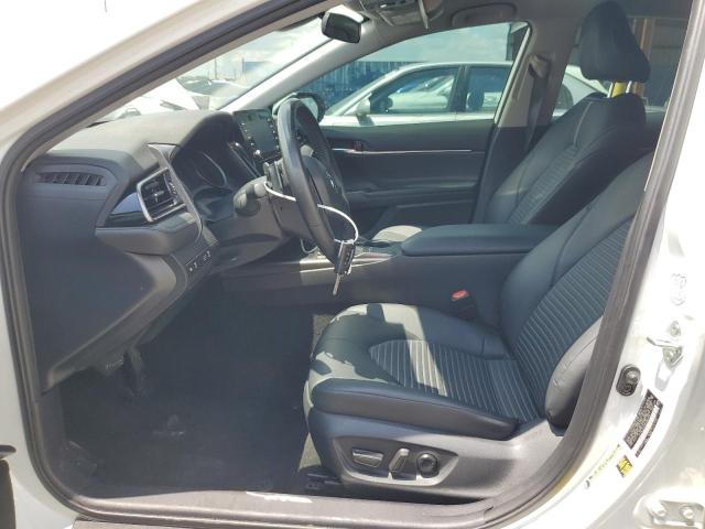 4T1G11AK8RU250279 - 2024 TOYOTA CAMRY SE NIGHT SHADE WHITE photo 7