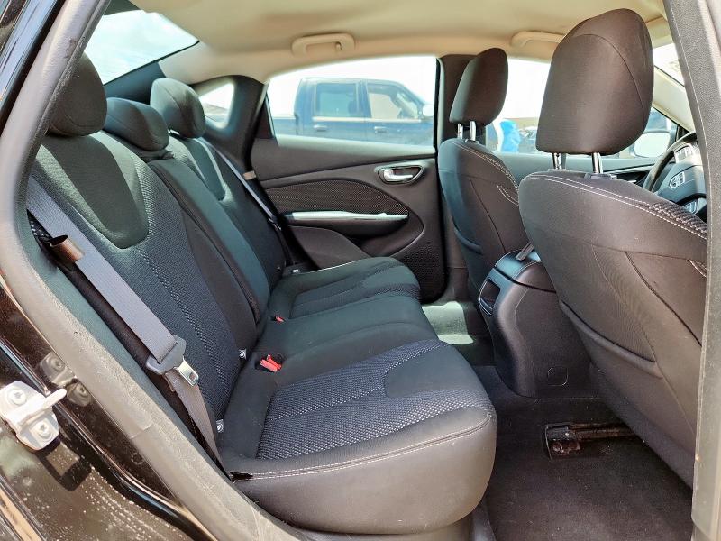 1C3CDFBB4FD392733 - 2015 DODGE DART SXT შავი ფოტო 10