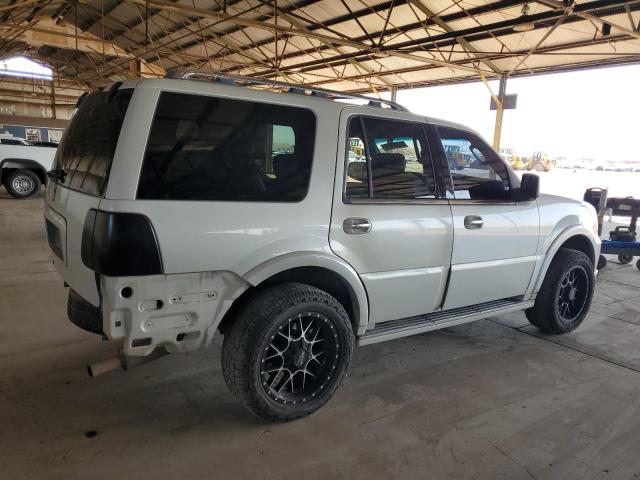 5LMFU27586LJ08006 - 2006 LINCOLN NAVIGATOR WHITE photo 3