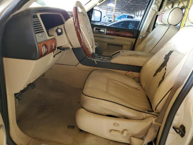 5LMFU27586LJ08006 - 2006 LINCOLN NAVIGATOR WHITE photo 7