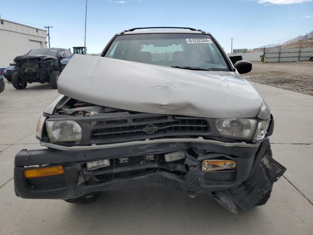 JN8AR05Y3WW221546 - 1998 NISSAN PATHFINDER LE 银色 照片 5