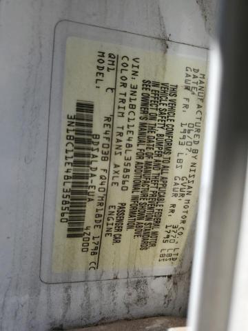 3N1BC11E48L358560 - 2008 NISSAN VERSA S WHITE photo 12