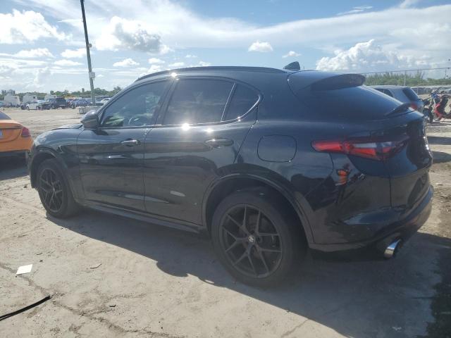 ZASPAKBN2M7D01972 - 2021 ALFA ROMEO STELVIO TI BLACK photo 2