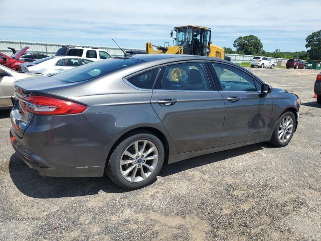 3FA6P0HD5HR138776 - 2017 FORD FUSION SE CHARCOAL photo 3