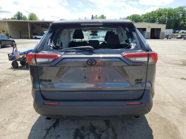 2T3P1RFV0PC331350 - 2023 TOYOTA RAV4 XLE ნაცრისფერი ფოტო 6