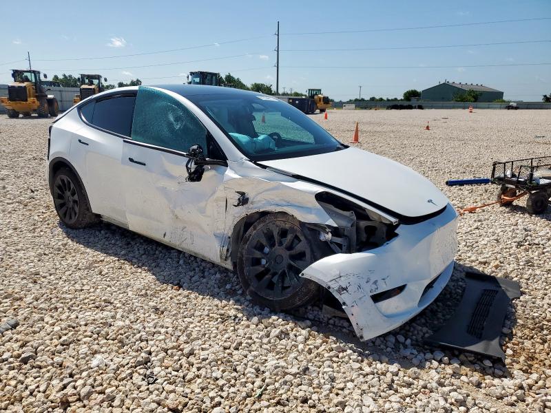 7SAYGDEE7PA178350 - 2023 TESLA MODEL Y WHITE photo 4