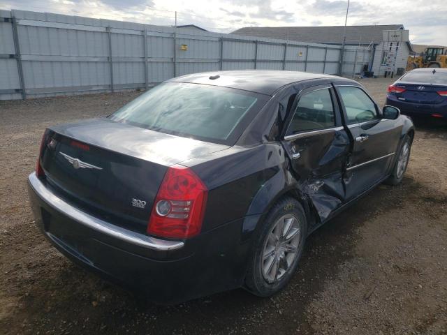 2C3CA3CV6AH249682 - 2010 CHRYSLER 300 LIMITED BLACK photo 4