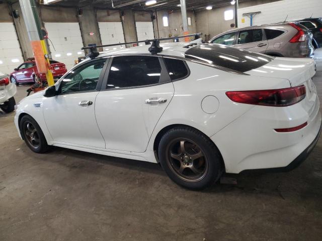 5XXGT4L33KG309532 - 2019 KIA OPTIMA LX WHITE photo 2
