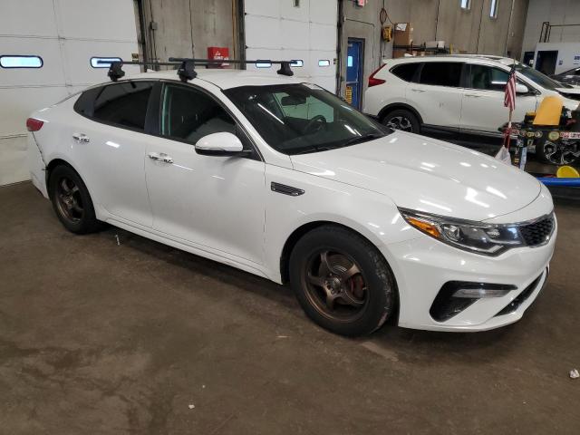 5XXGT4L33KG309532 - 2019 KIA OPTIMA LX WHITE photo 4