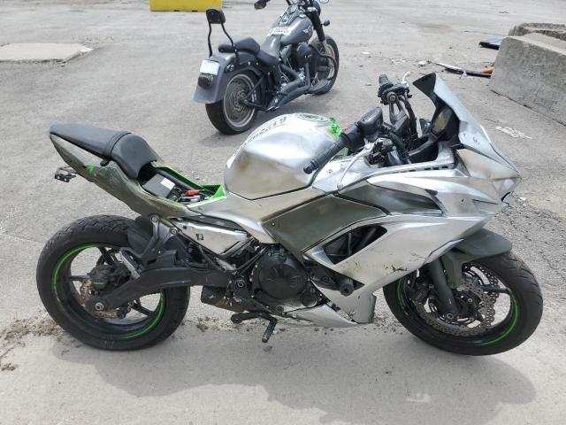 ML5EXER10PDAA4670 - 2023 KAWASAKI EX650 R GREEN photo 1