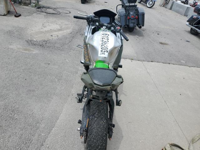 ML5EXER10PDAA4670 - 2023 KAWASAKI EX650 R GREEN photo 6