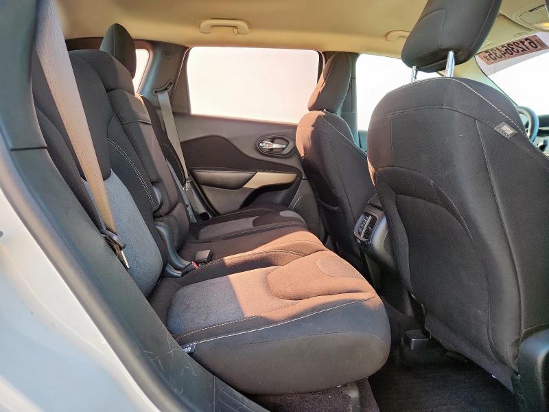 1C4PJLABXHD235944 - 2017 JEEP CHEROKEE SPORT 白色 照片 11