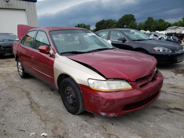 JHMCG5677YC028056 - 2000 HONDA ACCORD SE RED photo 4