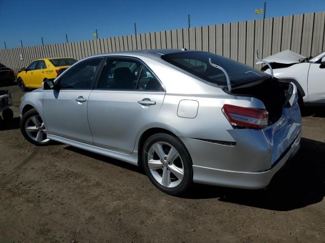 4T1BF3EK9AU035855 - 2010 TOYOTA CAMRY BASE SILVER photo 2