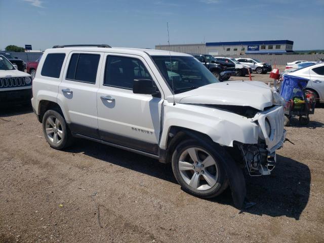 1C4NJRFB7ED664571 - 2014 JEEP PATRIOT LATITUDE WHITE photo 4