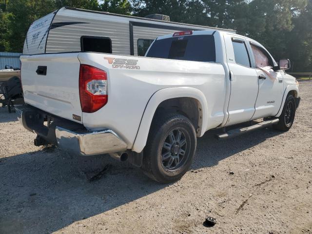 5TFRY5F11FX177136 - 2015 TOYOTA TUNDRA DOUBLE CAB SR/SR5 WHITE photo 3