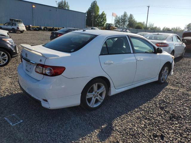 2T1BU4EE7DC113495 - 2013 TOYOTA COROLLA BASE WHITE photo 3