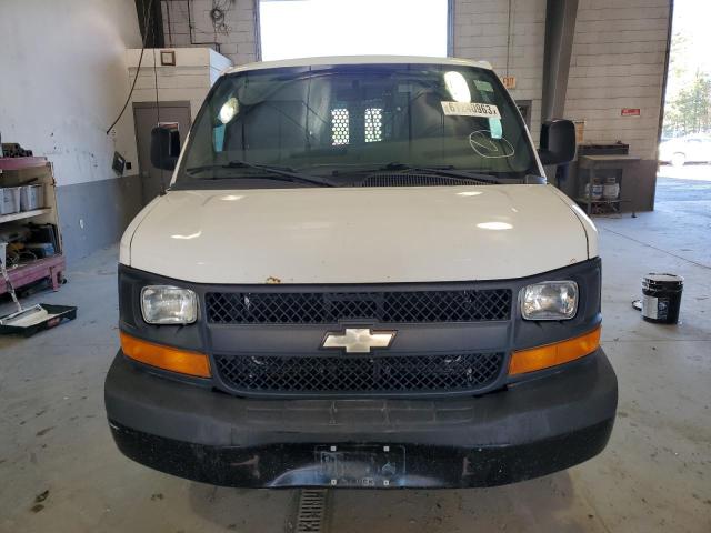 1GCWGGBA6C1162556 - 2012 CHEVROLET EXPRESS G2 WHITE photo 5