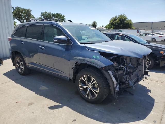5TDJKRFH2GS236429 - 2016 TOYOTA HIGHLANDER XLE BLUE photo 4