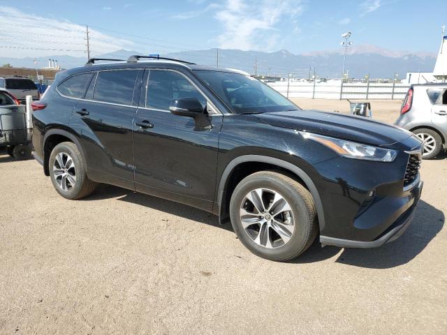 5TDHZRBH9LS001441 - 2020 TOYOTA HIGHLANDER XLE BLACK photo 4