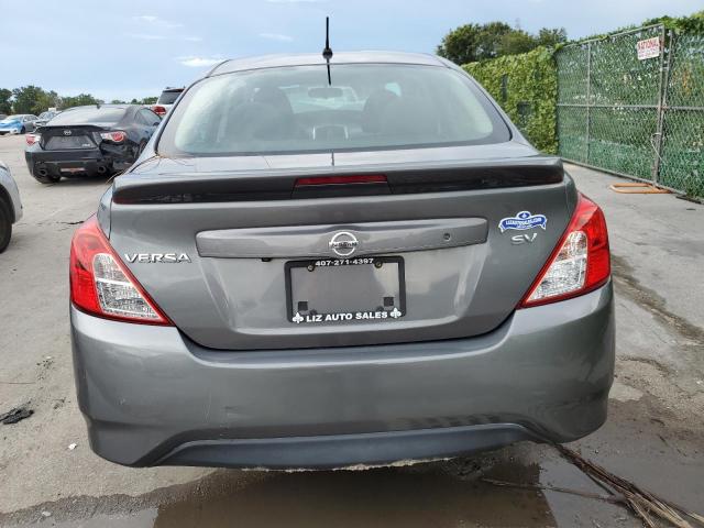 3N1CN7AP7KL855550 - 2019 NISSAN VERSA S GRAY photo 6