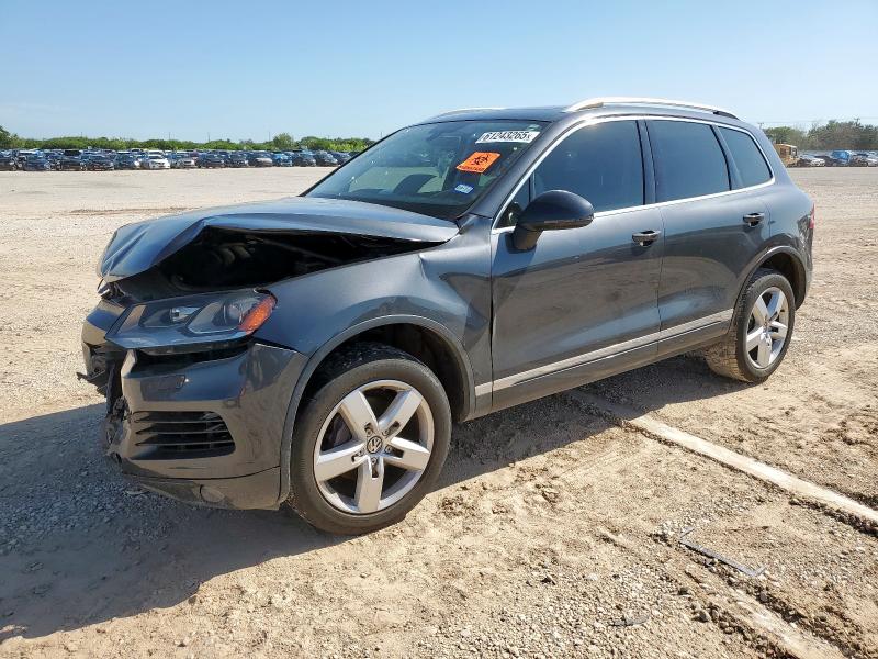 2013 VOLKSWAGEN TOUAREG V6, null