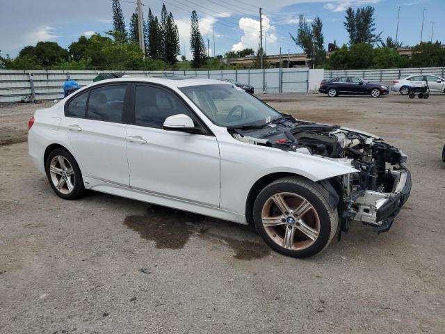 WBA3B1C54EPV79185 - 2014 BMW 320 I WHITE photo 4