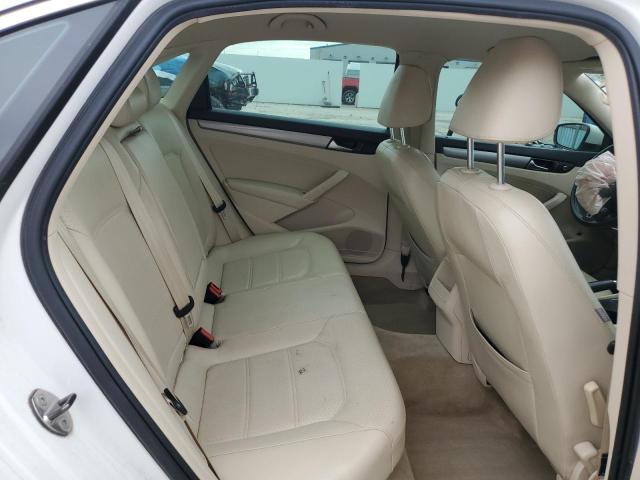 1VWAS7A31EC026092 - 2014 VOLKSWAGEN PASSAT S WHITE photo 10