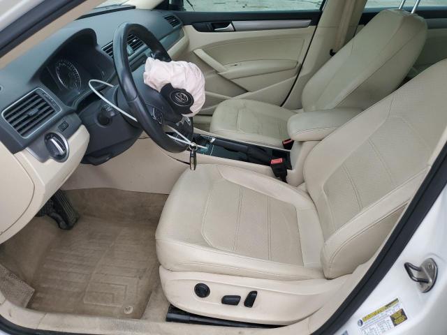 1VWAS7A31EC026092 - 2014 VOLKSWAGEN PASSAT S WHITE photo 7
