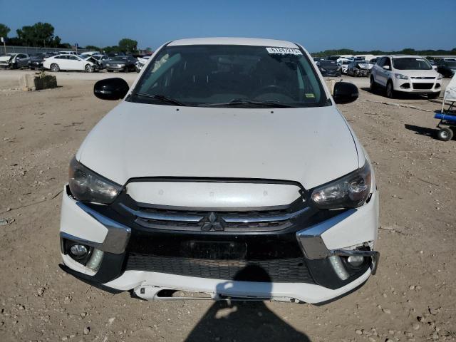 JA4AR3AU9JZ024544 - 2018 MITSUBISHI OUTLANDER ES WHITE photo 5