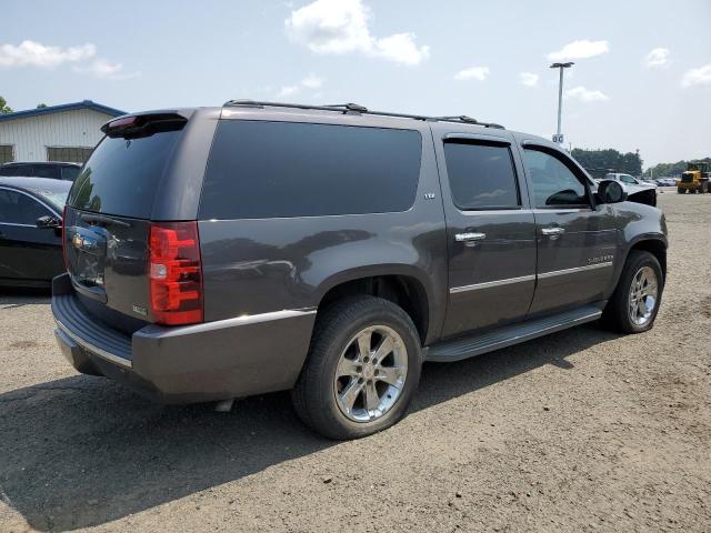 1GNUKKE31AR152061 - 2010 CHEVROLET SUBURBAN K1500 LTZ GRAY photo 3