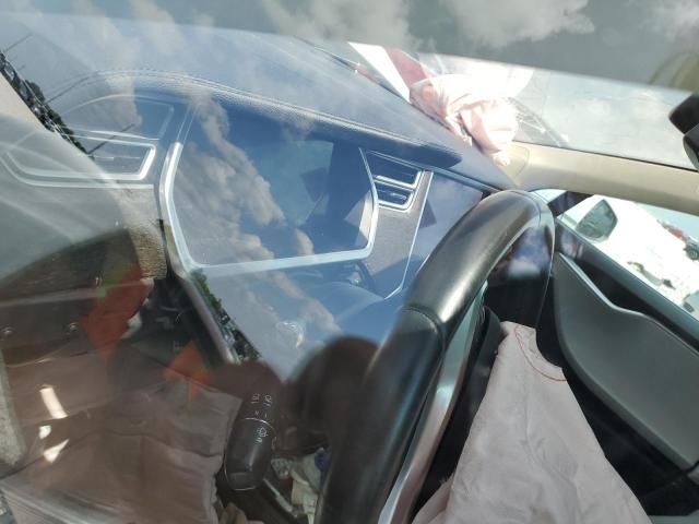 5YJSA1H16EFP38094 - 2014 TESLA MODEL S 白色 照片 9