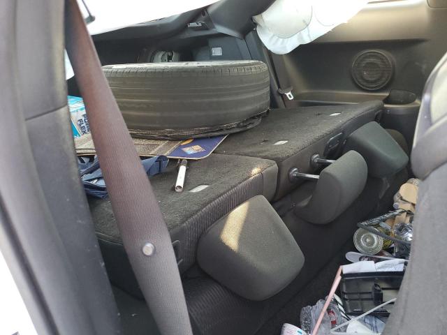 JTKJF5C77C3030214 - 2012 TOYOTA SCION TC 白色 照片 10